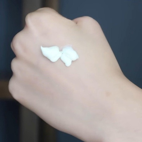 Kem chống nắng Altruist Dermatologist Sunscreen & Face Fluid SPF 30 & SPF 50