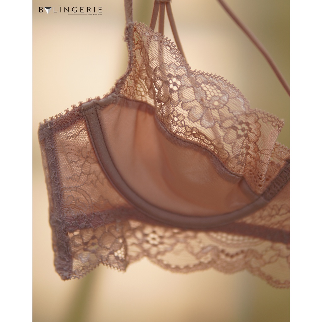 Bộ đồ lót ren nữ BY LINGERIE màu hồng có gọng không đệm mút B220
