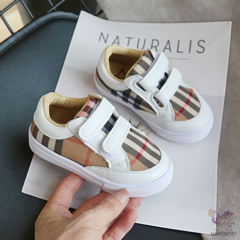 Giày trẻ em chống trượt phong cách Hàn Quốc tinh tế