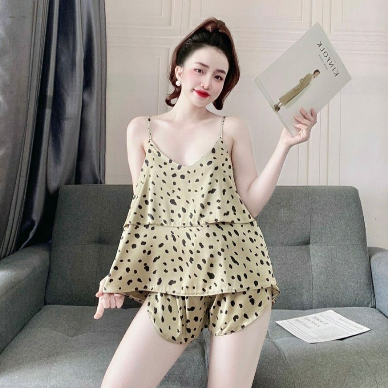 Đồ bộ hai dây tầng họa tiết hoạt hình lụa cao cấp