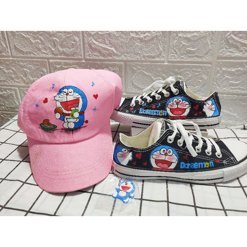 combo mũ + giày Doraemon