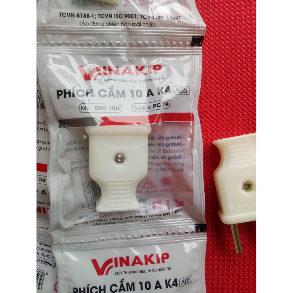 Phích cắm điện Vinakip 10A 250V