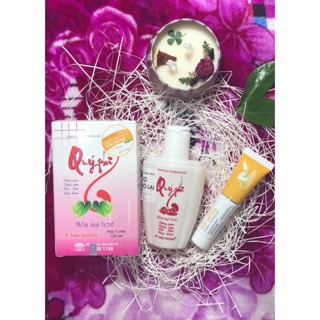 Dung Dịch Vệ Sinh Phụ Nữ Quý Phi