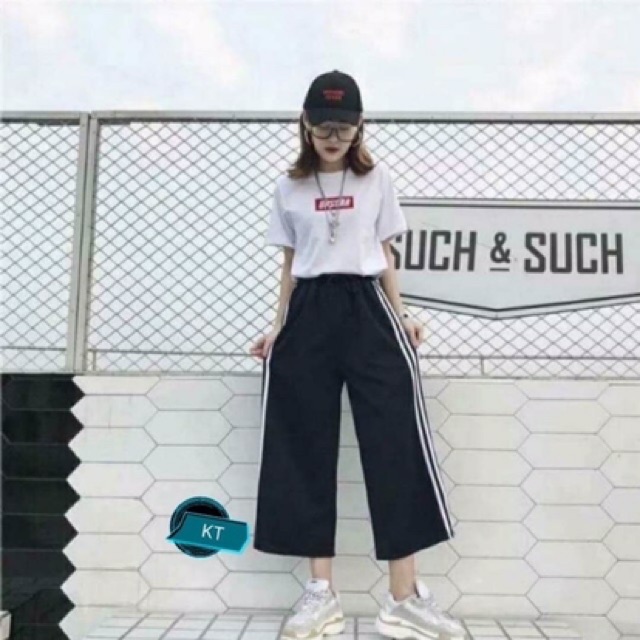 Quần ống rộng sọc thể thao 2020