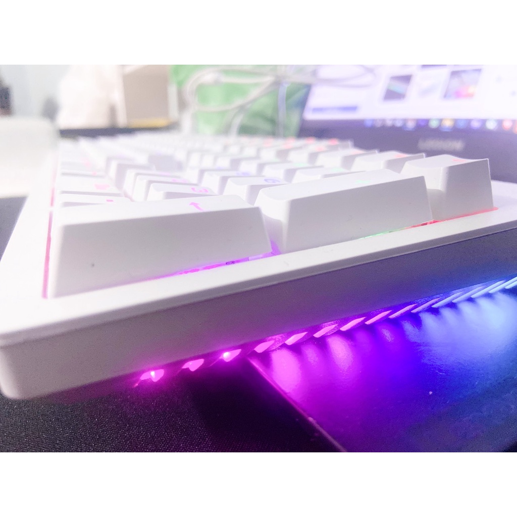 Bàn phím cơ Red Switch HOTSWAP E-yooso K682 - 108 Phím Nhựa Pbt