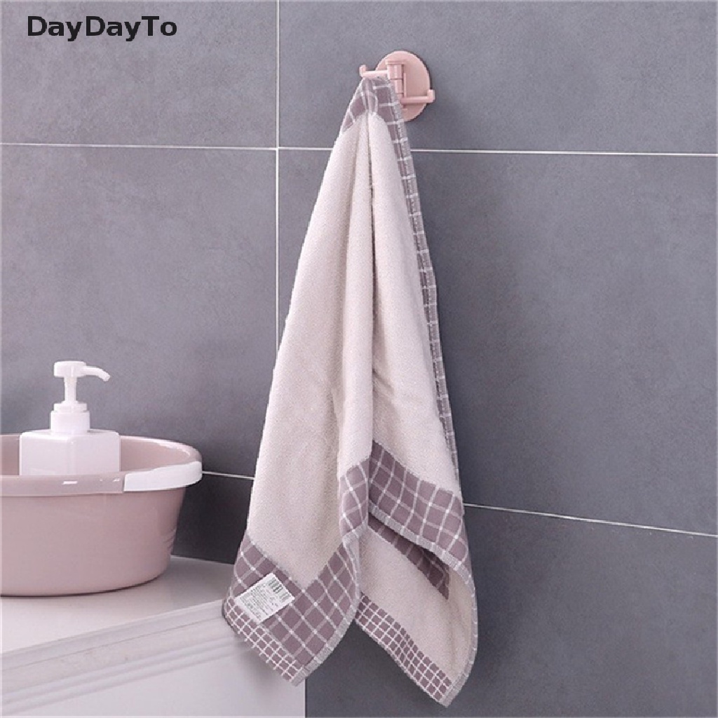 Móc Treo Đồ 3 Nhánh Dạng Xoay Không Để Lại Dấu Vết Cho Nhà Tắm