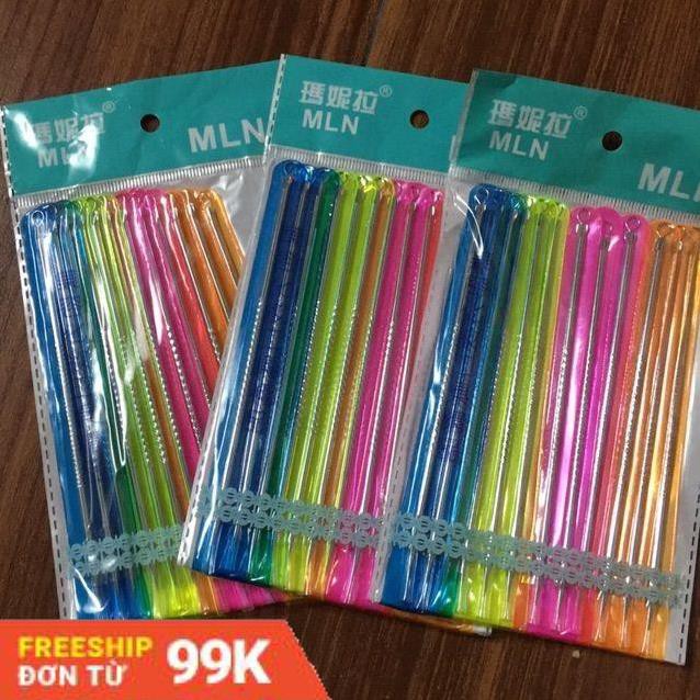 Cây nặn mụn 12 cây