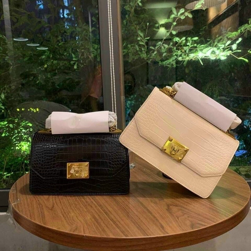 Túi xách bì thư mẫu mới khoá 4 đinh hàng cao cấp