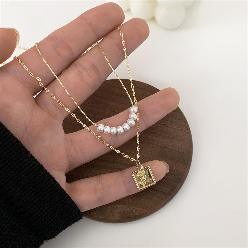 Dây Chuyền Hai Lớp Mặt Hoa Hồng Đính Ngọc Trai Thời Trang Dành Cho Nữ