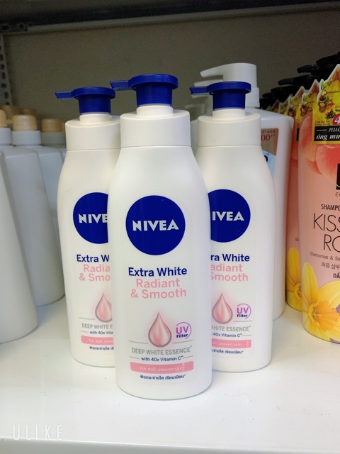 Sữa dưỡng thể dưỡng da trắng mịn Nivea (400ml) mầu hồng