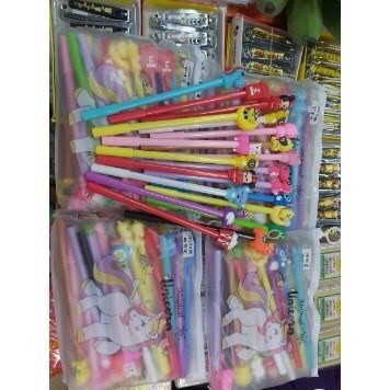 Bút Bi Nước Mực Gel/ Bút Bi Cute gắn đồ chơi