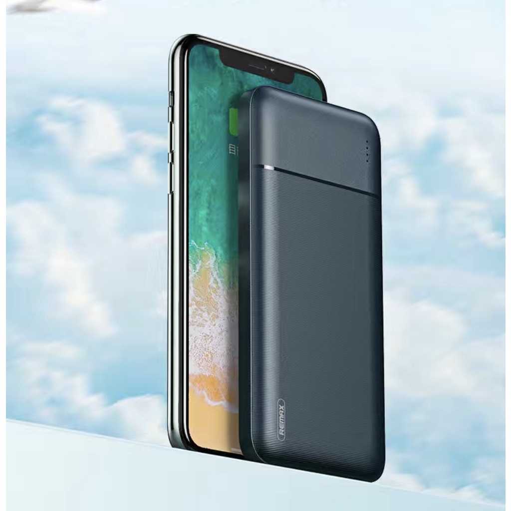 Pin sạc dự phòng Remax RPP-96 10.000mAh được tích hợp 2 cổng USB. Nổi bật bởi thiết kế đó chính hãng