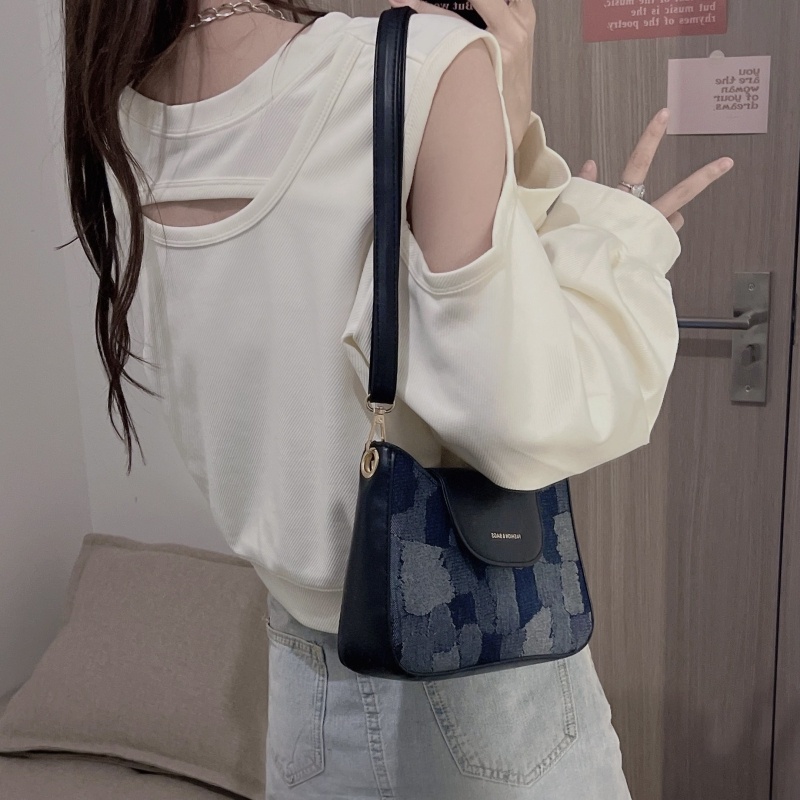 IELGY  Áo sweater Khoét Rỗng Thiết Kế Có Thể Đảo Ngược Cho Nữ