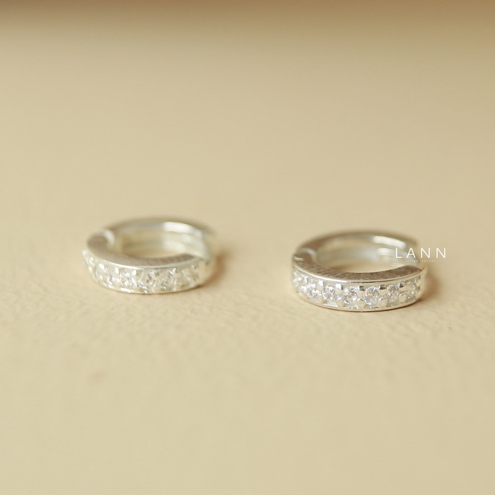 Khuyên tròn trơn size nhỏ chốt gài kín đá BẠC S925 LANN E229 ĐÁ Hiện đại, Cá tính, Phong cách Hàn Quốc