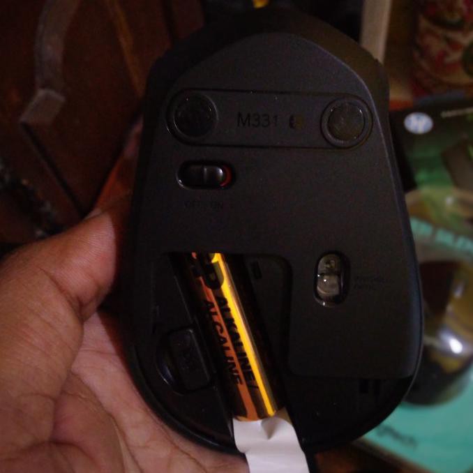 Chuột Không Dây Logitech M331 0512 | BigBuy360 - bigbuy360.vn