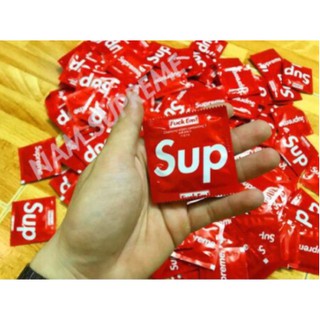 Bịch 10 cái khăn ướt Supreme