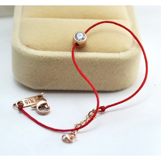 vòng tay chỉ đỏ may mắn