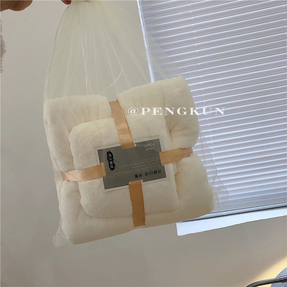 Bộ 2 Khăn Tắm Vải Lông Cừu San Hô Siêu Thấm Hút Không Phai Màu Cỡ Lớn Không Chứa Chất Nhờn Cho Mẹ Và Bé