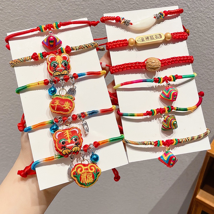 Túi Thơm Đeo Tay Thêu Họa Tiết Rồng Nhiều Màu Handmade