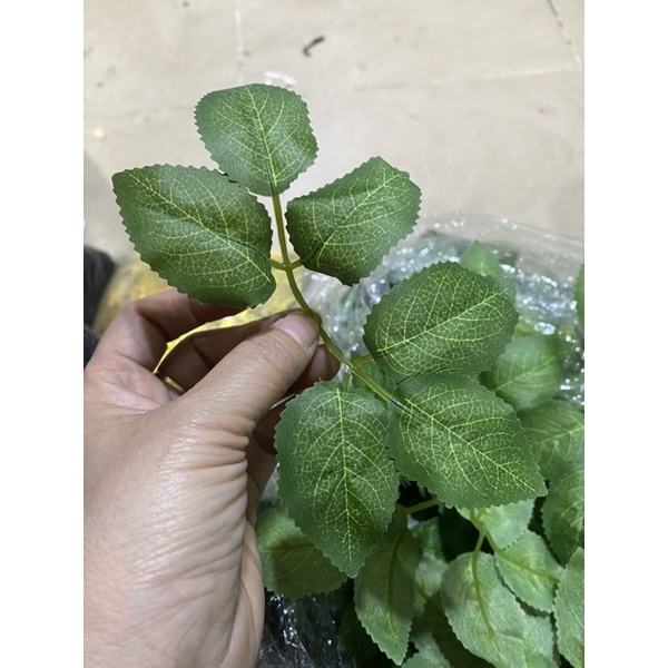 Sét 10 cành lá hồng