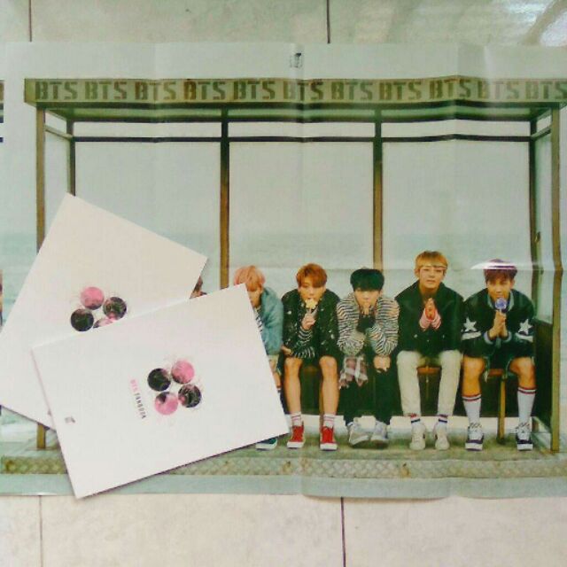 BTS Fanbook [Kèm Megaposter+2 Bookmark]