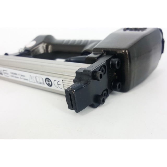 SÚNG BẮN ĐINH U TOK MÃ 1013J SỬ DỤNG KHÍ NÉN