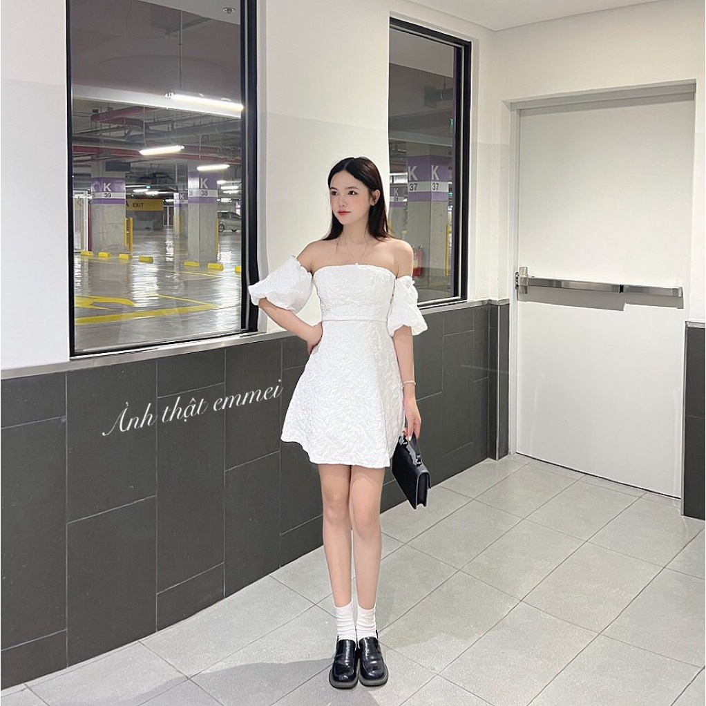 Váy trễ vai tay bồng vân hgoa nổi đen trắng Emmei - v180