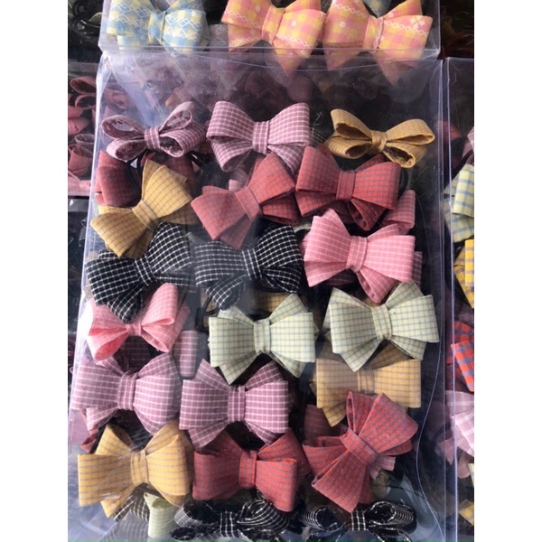 Cột tóc nơ xịn xò