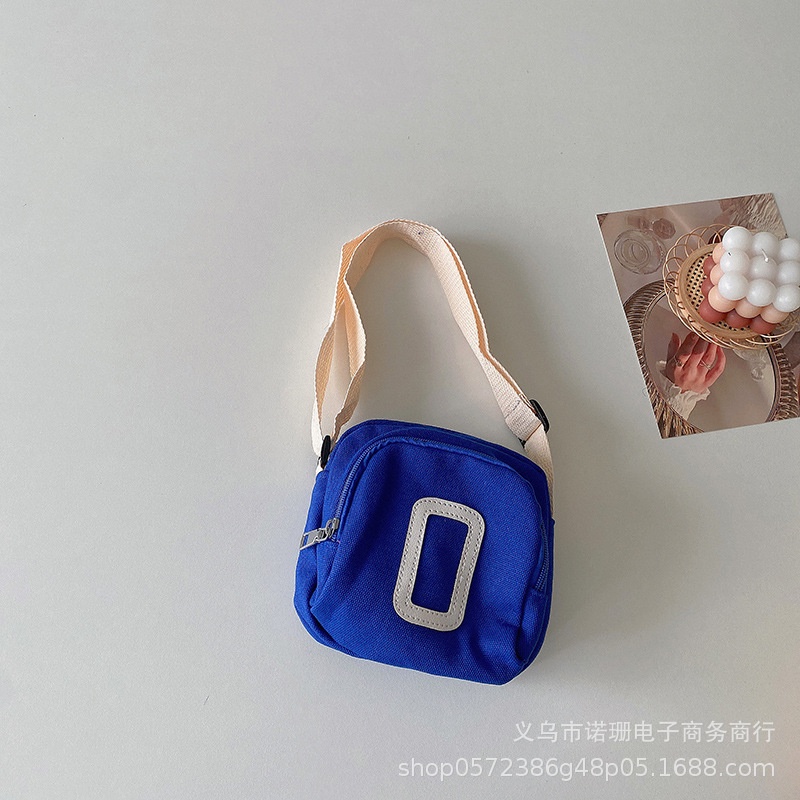 Túi đeo chéo chữ cái cho bé trai bé gái nổi bật  B70-21186