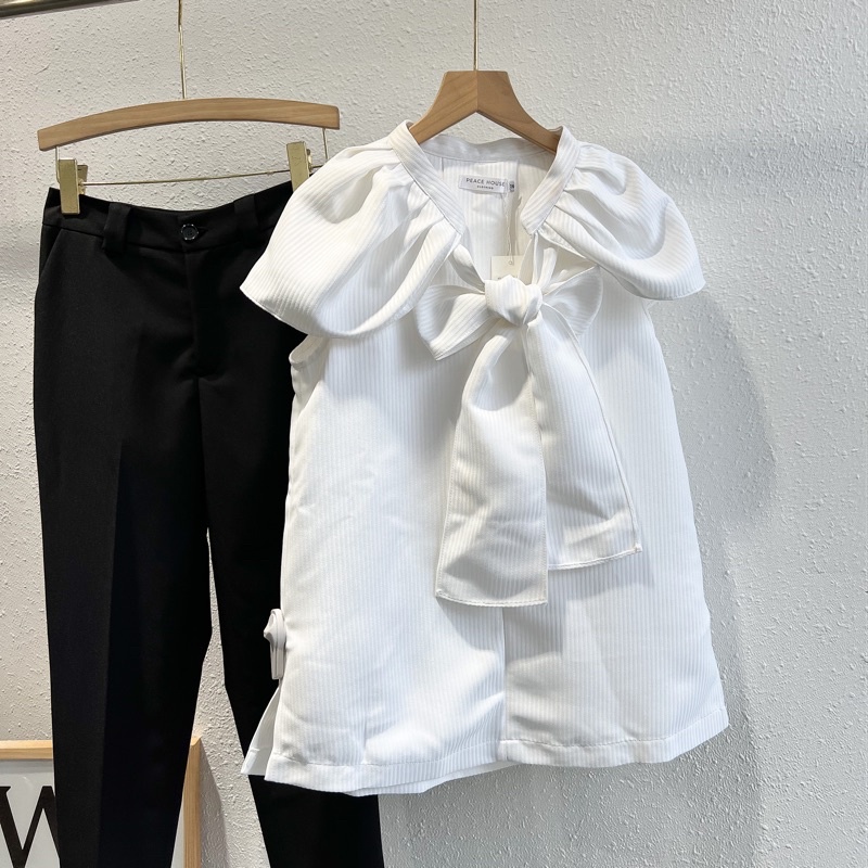 Áo trắng sọc tay tiên buộc nơ , Peace House Clothing