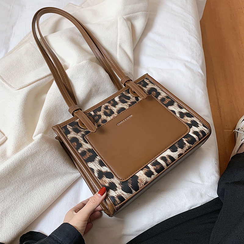 Túi đeo vai IELGY sức chứa lớn họa tiết da báo thời trang sành điệu