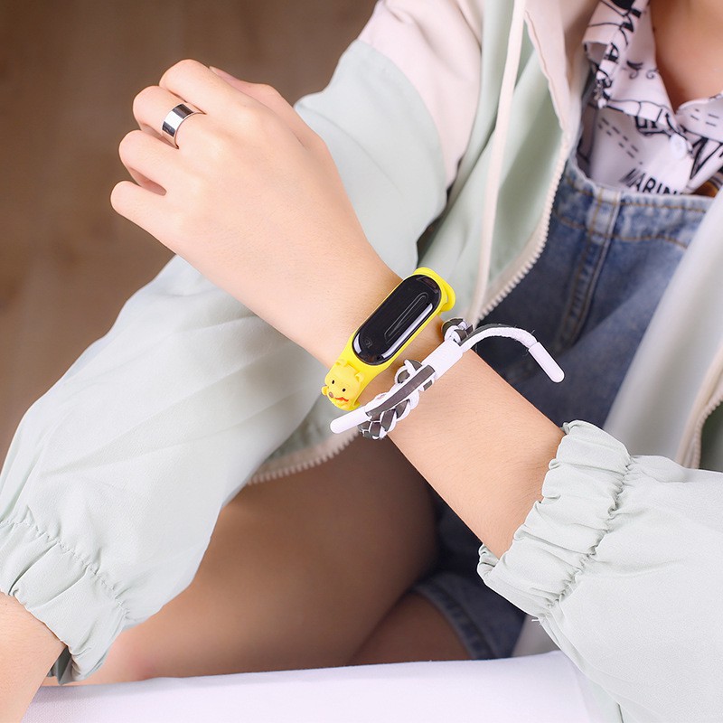 Vòng Tay Điện Tử Đồng Hồ Hoạt Hình Đèn LED Chống nước Thể Thao Thời Trang | BigBuy360 - bigbuy360.vn