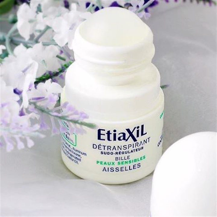 Lăn khử mùi Etiaxil ngăn ngừa mùi và mồ hôi vùng cánh 15ml dành cho từng loại da