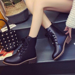 Giày boot nữ thể thao sành điệu	- BN200