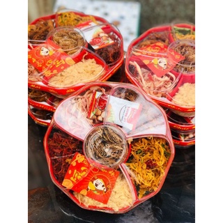 Set khô lục vị hoa mai món ăn vặt ngày tết 550g