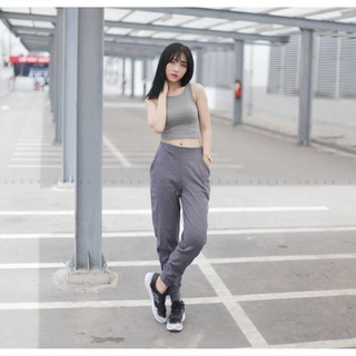 Quần jogger thụng, bo chân