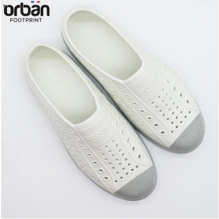 Giày nhựa lỗ nam nữ đi mưa đi biển Urban - Chất liệu Eva siêu nhẹ, chống nước, giá tốt - Màu Trắng đế ghi