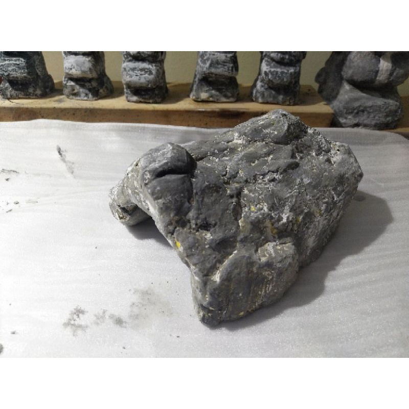 Hang đá bò sát - Hang Lớn