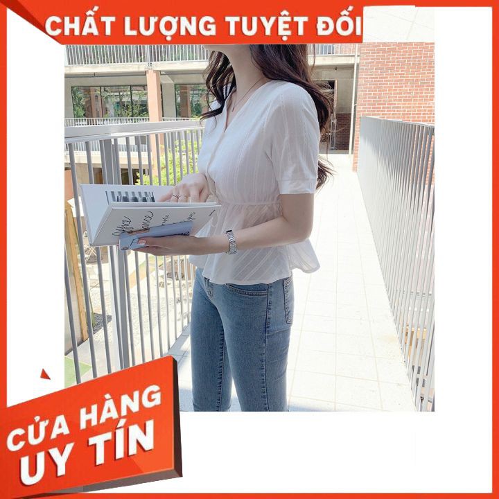 Áo sơmi kiểu nữ Hàn Quốc hot nhất 2021 cổ chữ v tay ngắn thắt lưng trên