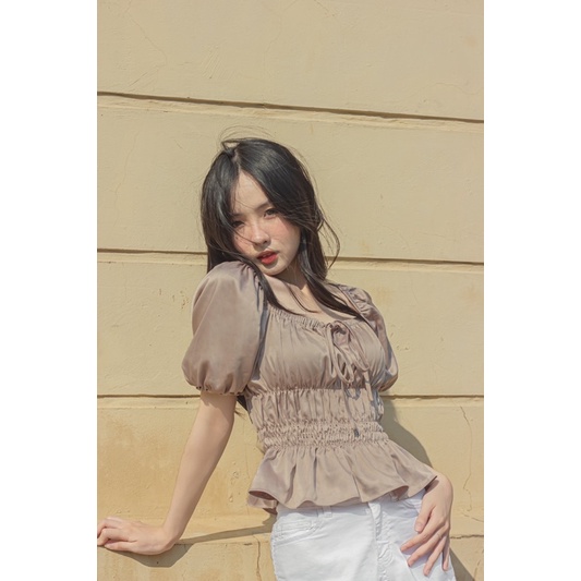 LANIE_Áo cổ vuông buộc nơ lụa mờ bo chun TIANA TOP | BigBuy360 - bigbuy360.vn