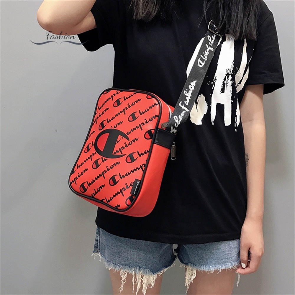 Túi Đeo Chéo Da PU In Logo Champion Thời Trang Unisex