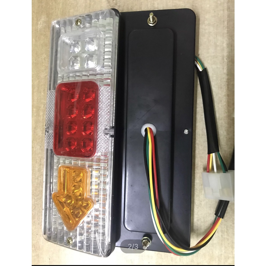 Đèn xi nhan sau bóng LED dài 23cm dành cho các dòng xe ba gác.