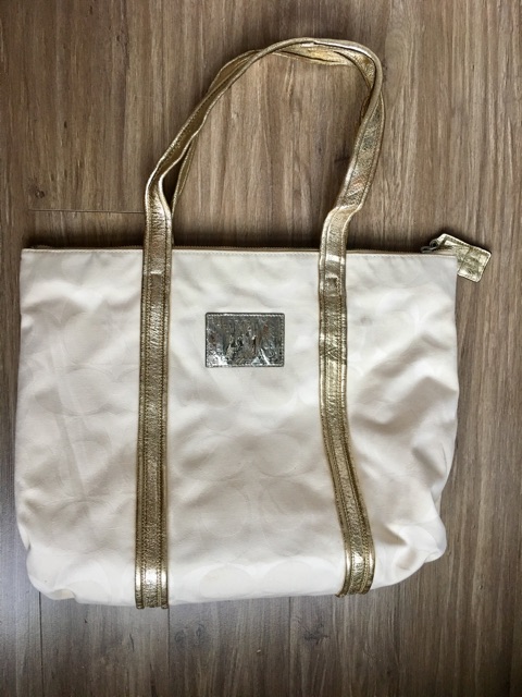 Túi COACH authentic new 100% *lỗi* xách tay