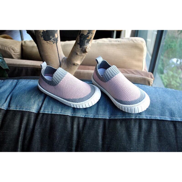 Giày slipon cổ chun hồng size 24 Sale nhanh nốt dọn kho