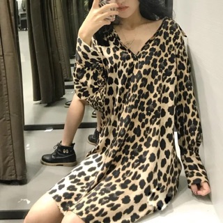 Váy sơ mi hoạ tiết da báo zara