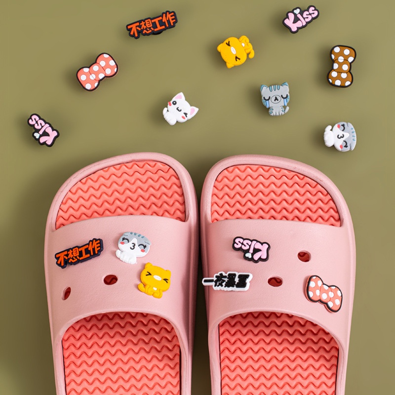 Dép đúc bánh mì hàng cao cấp cho nữ tặng kèm sticker cute