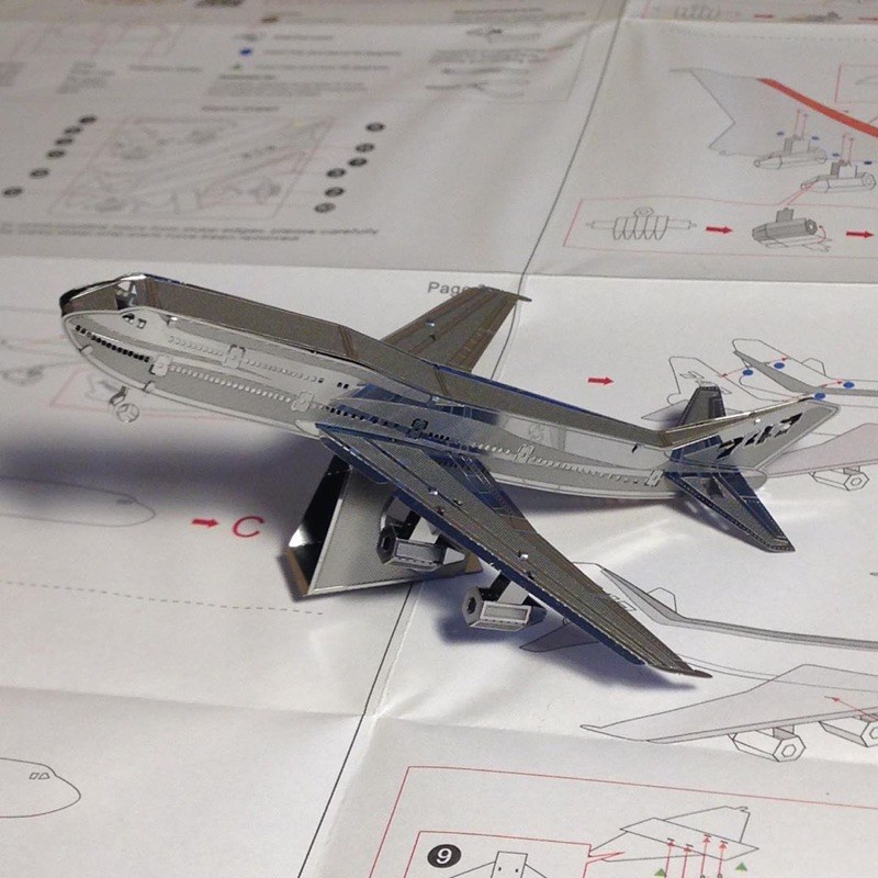 Mô Hình 3D Kim Loại Máy Bay Thương Mại Boeing 747 (chưa ráp)