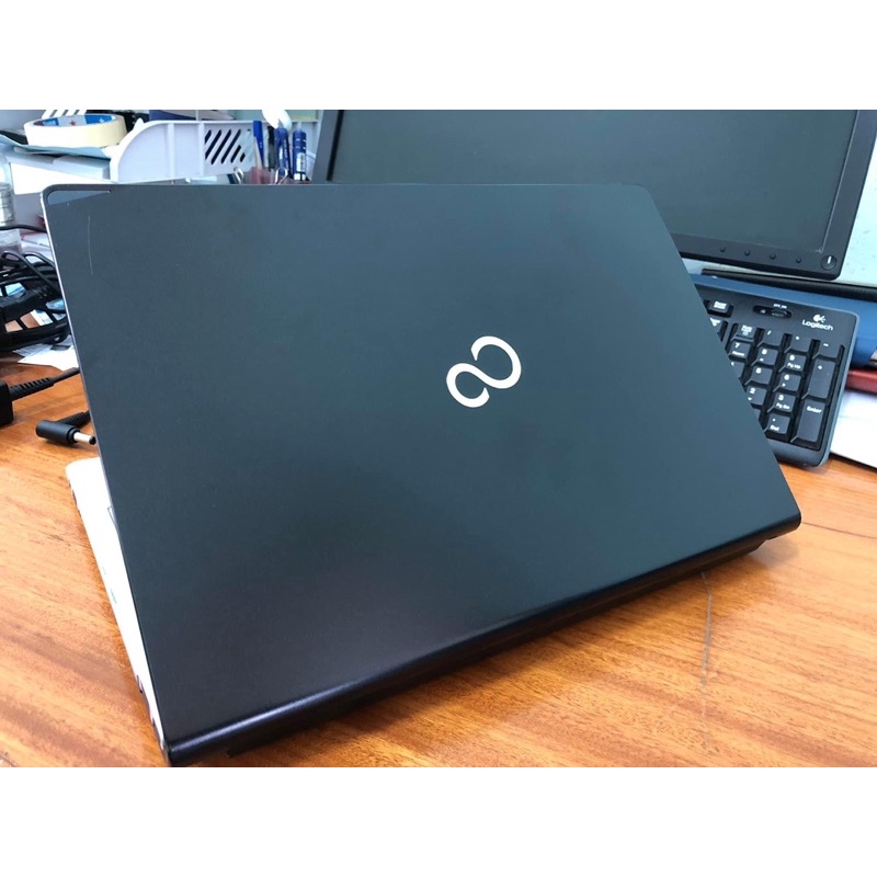 Laptop Cũ FUJITSU S935 Nội Địa Nhật | BigBuy360 - bigbuy360.vn