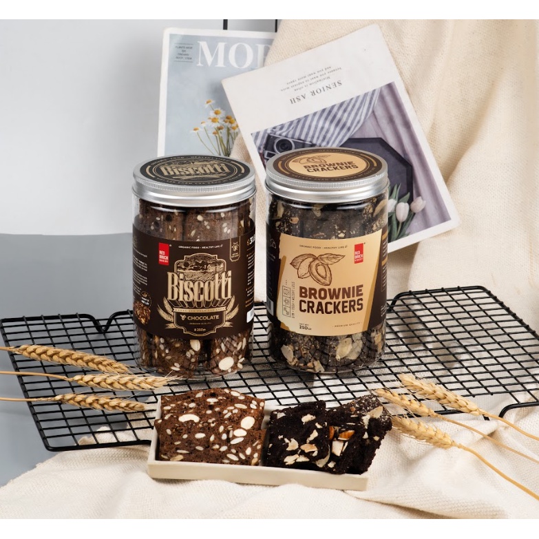 Combo Brownie Crackers 250Gr Và BICOSTTI Cao Cấp 250Gr Thương Hiệu Gạch Đỏ Hỗ Trợ Ăn Kiêng Tiện Lợi