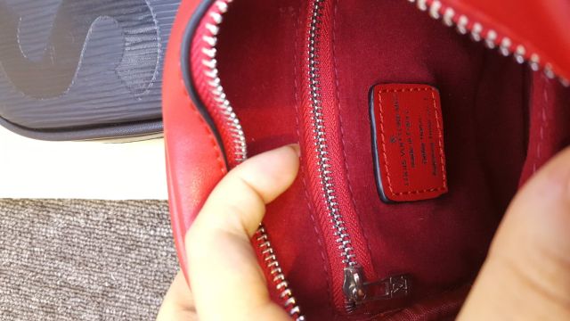 Túi đeo chéo SU size 12 | BigBuy360 - bigbuy360.vn